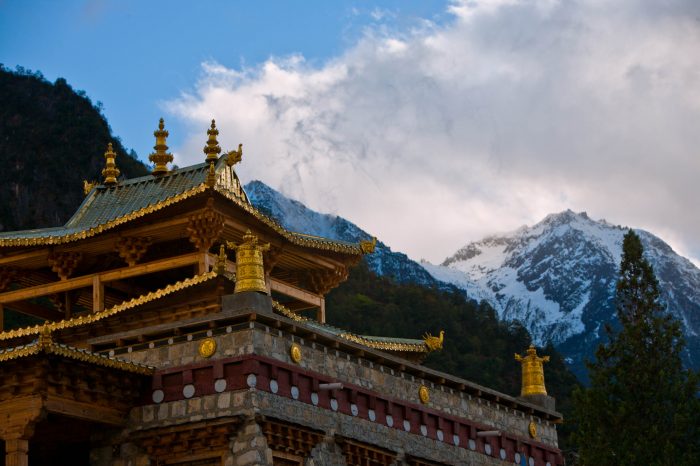 Remote Area in Yunnan: Nujiang Canyon, Bingzhongluo and dulong river