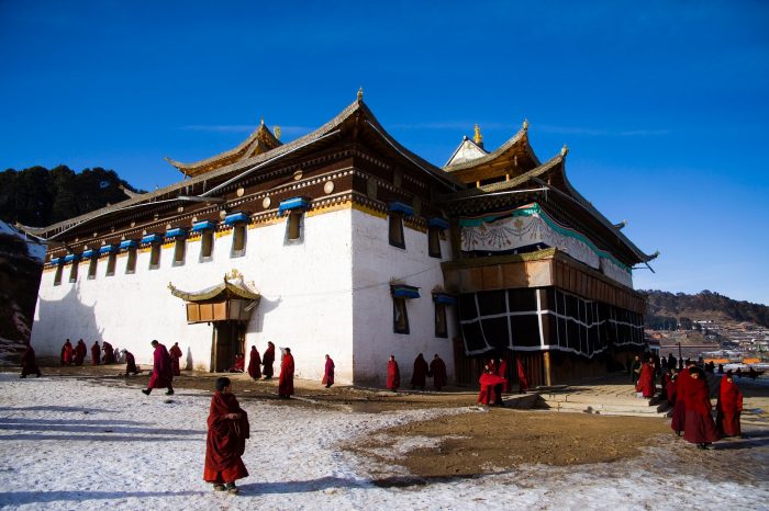 2020 Repkong(Tongren) Shaman Festival in eastern Tibet – Kham & Amdo