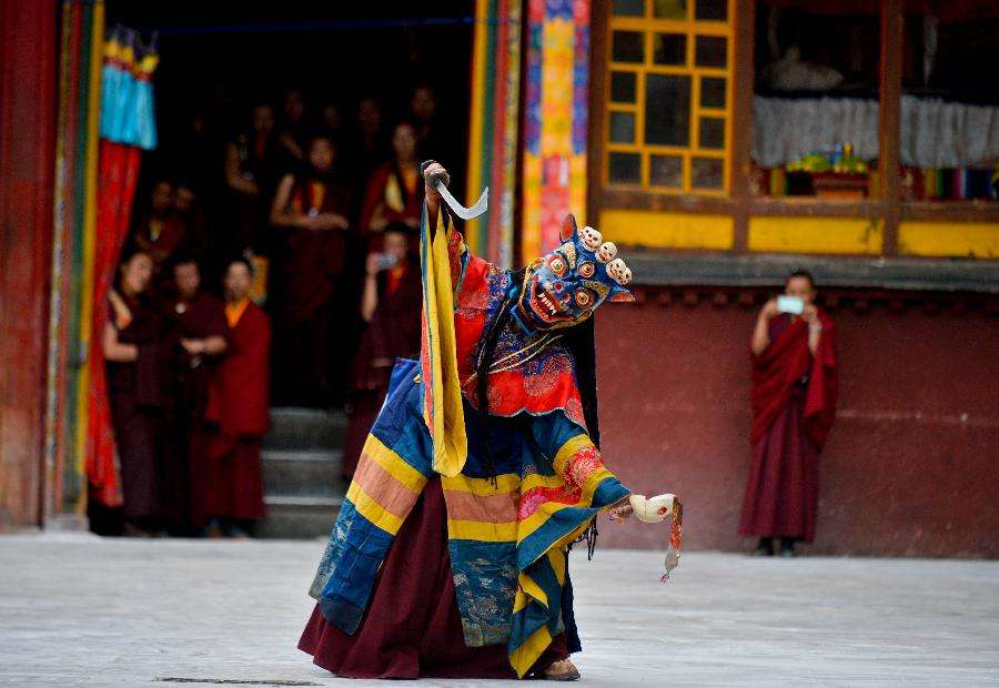 2021/2022 Tibetan Monlam Festival in Repkong(Tongren) and