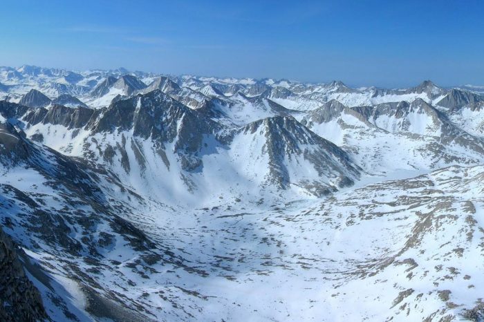 K2(Chogori, Chhogori, Qogir) Hiking Trekking Climbing Mountaineering Travel Tour