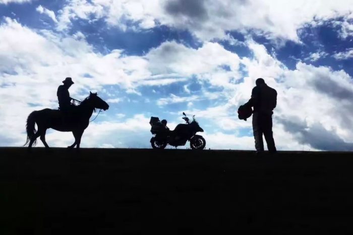 China Motorcycle Tour: Crossing  from Laos to Kyrgyzstan